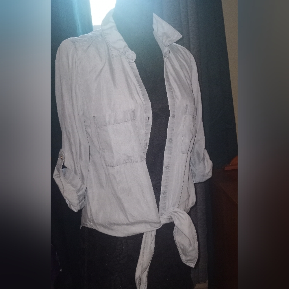 Harve Benard Light Blue Button-Down Tie Front Shirt